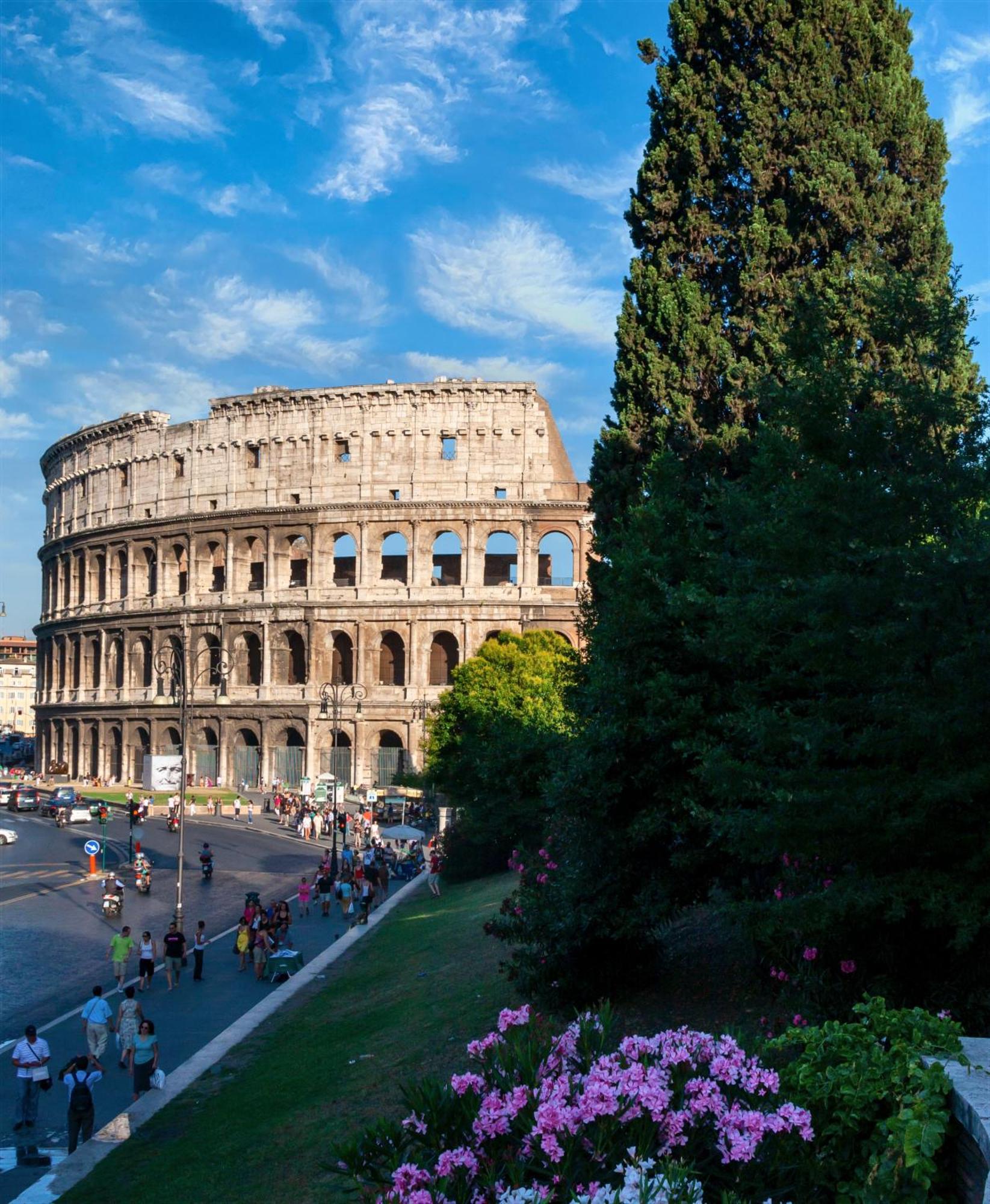 Colosseum private terrace Roma Esterno foto
